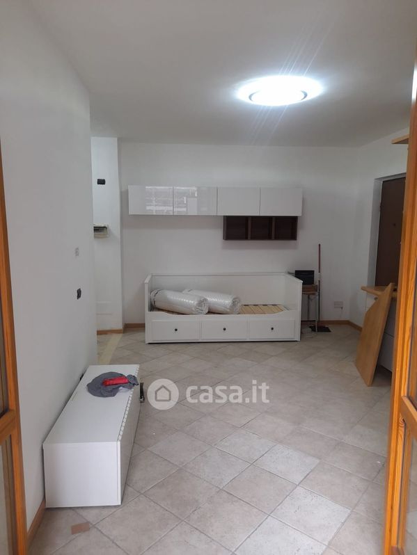 Appartamento in Affitto in Via Egidio Folli 8 a Milano
