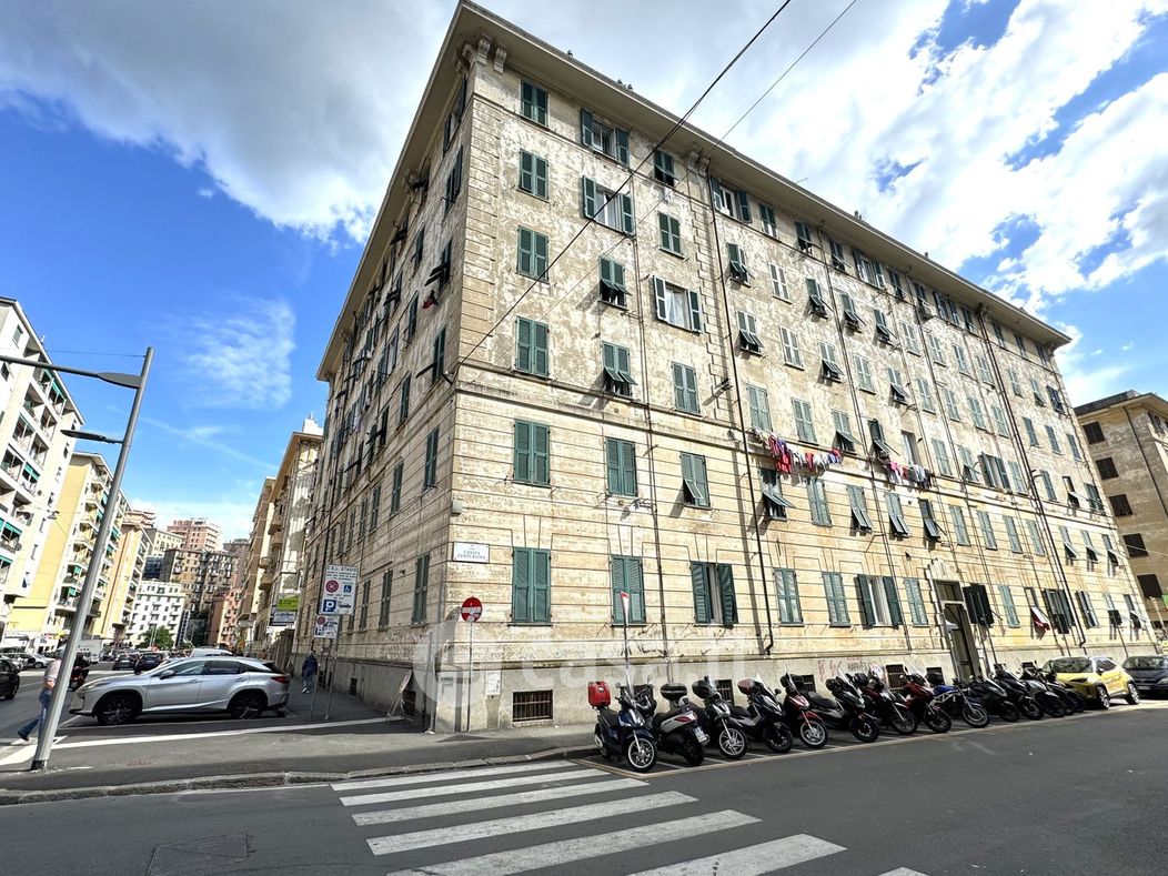 Appartamento in Vendita in Via Casata Centuriona 7 a Genova