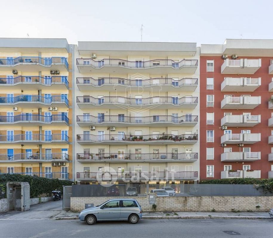 Appartamento in Vendita in Via Ten. F. Sco de Liguori 3 a Bari