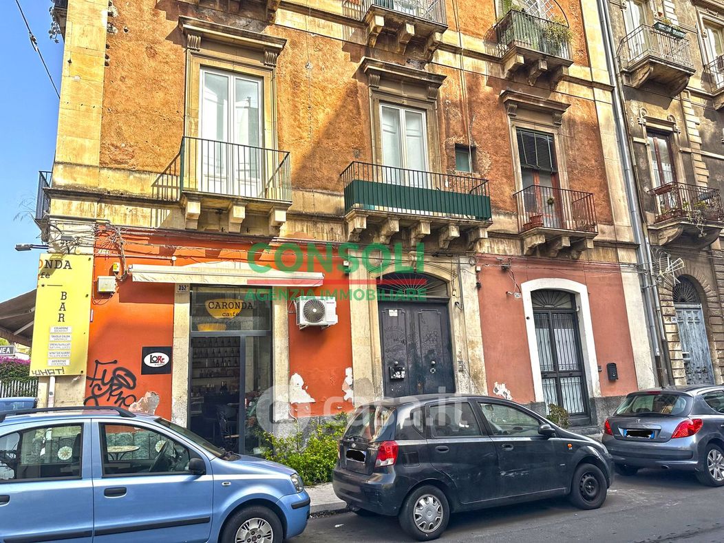 Appartamento in Vendita in Via Caronda 346 a Catania