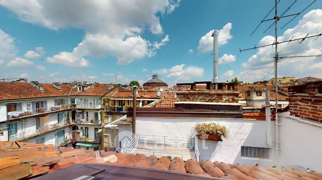 Appartamento in Vendita in Via Giuseppe Mazzini 37 a Torino