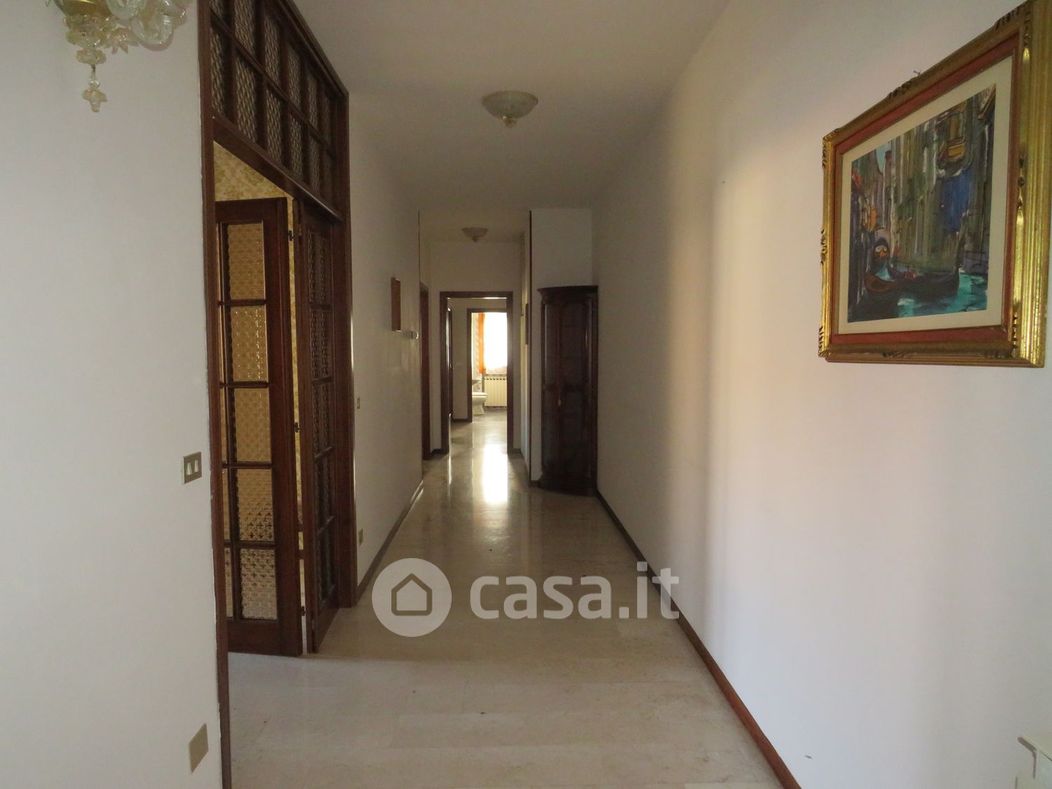 Appartamento in Vendita in Via Cesare Battisti 34 a Borgo Val di Taro