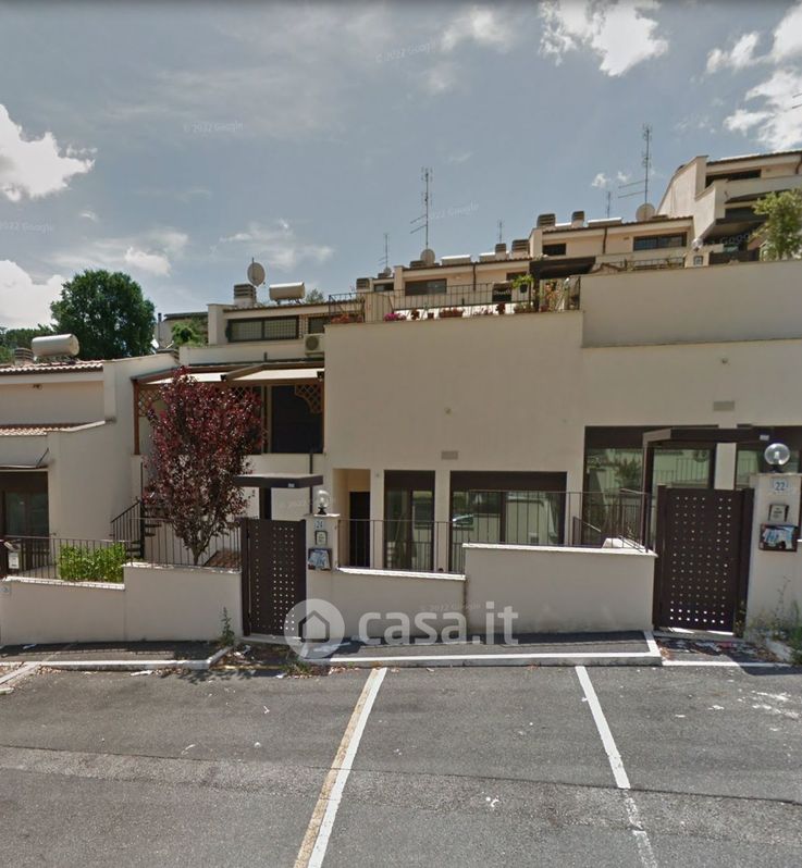 Appartamento in Vendita in Via Virgilio Testa 24 a Roma