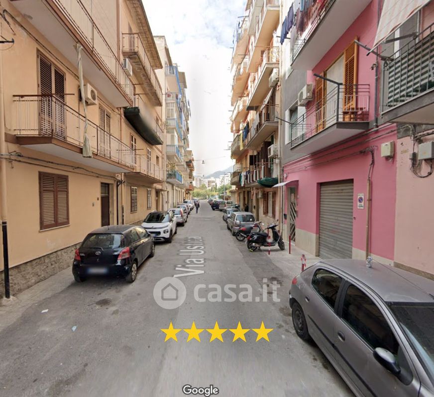 Appartamento in Vendita in Via Ustica a Palermo