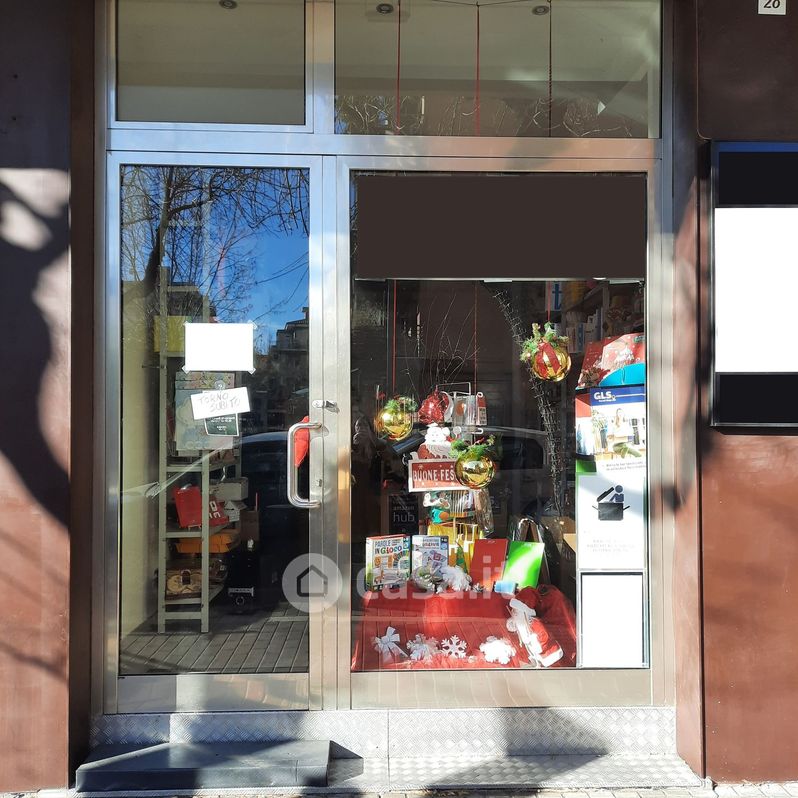 Negozio/Locale commerciale in Vendita in Via Italica 28 a Pescara