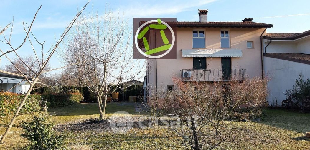 Villa in Vendita in Via del Poz 10 a Pordenone
