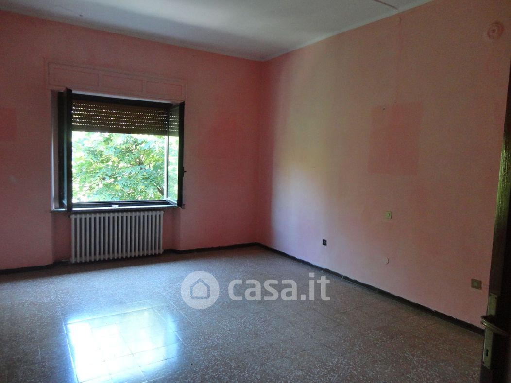 Appartamento in Vendita in Via Luigi Pennazzi a Piacenza
