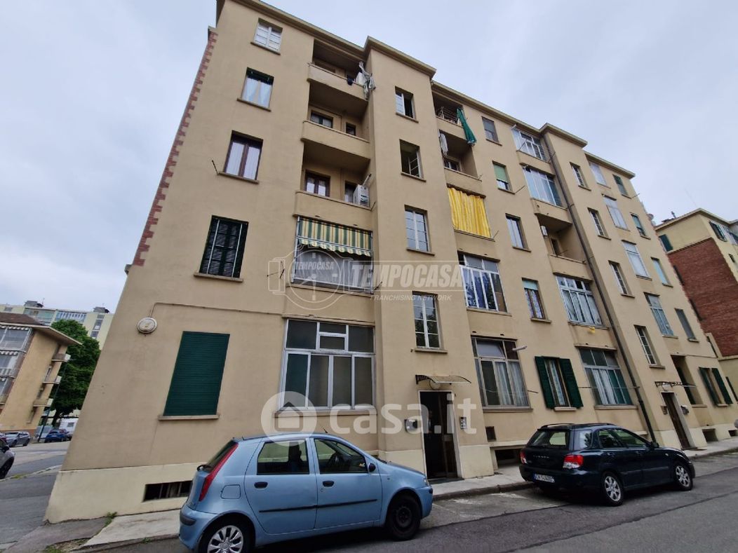 Appartamento in Vendita in Via Giacomo Dina 38 /15 a Torino