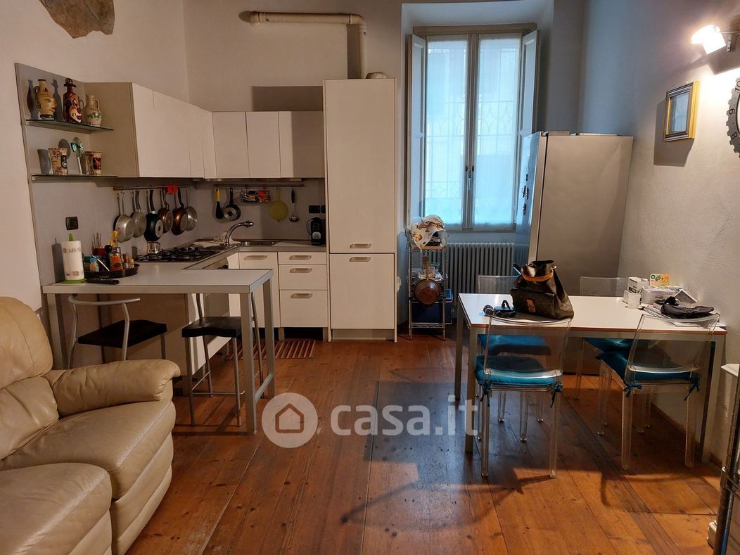 Appartamento in Vendita in Via Giovanni Arrivabene zona a Mantova