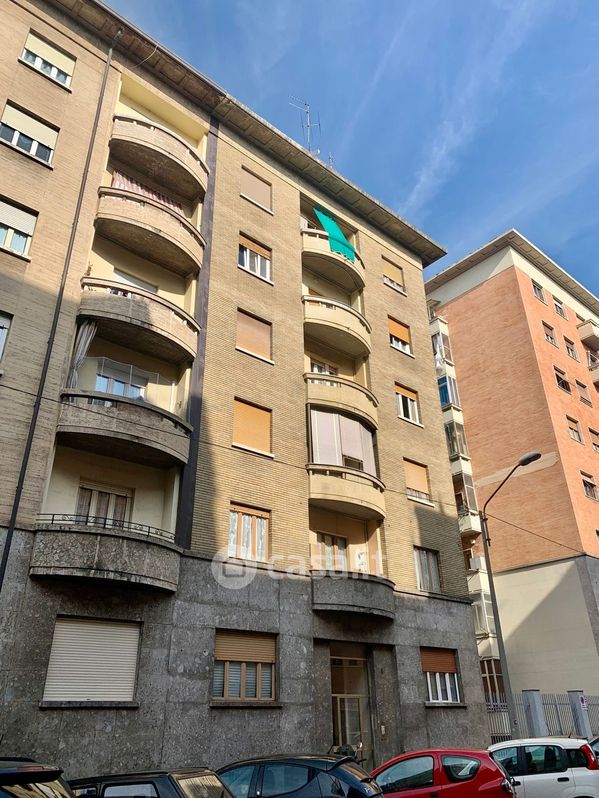 Appartamento in Vendita in Via Arnaldo da Brescia 6 a Torino