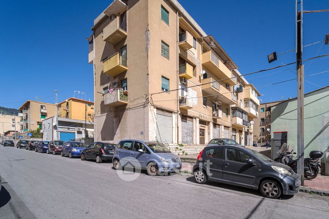 Appartamento in Vendita in Via Andrea Di Anfuso a Messina