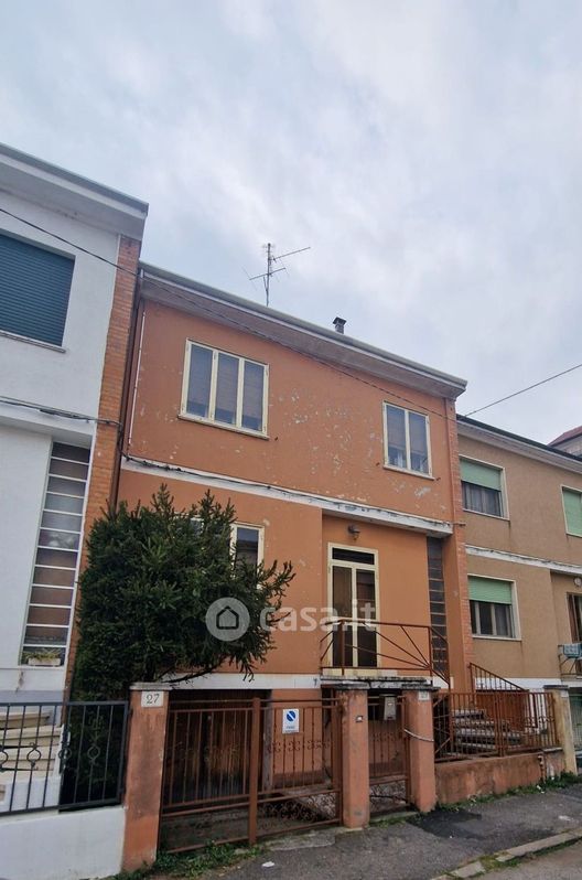 Villa in Vendita in Via Maria Guidoboni 29 a Ferrara