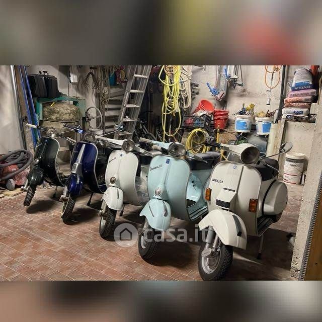 Garage/Posto auto in Vendita in Via Reginaldo Giuliani a Firenze
