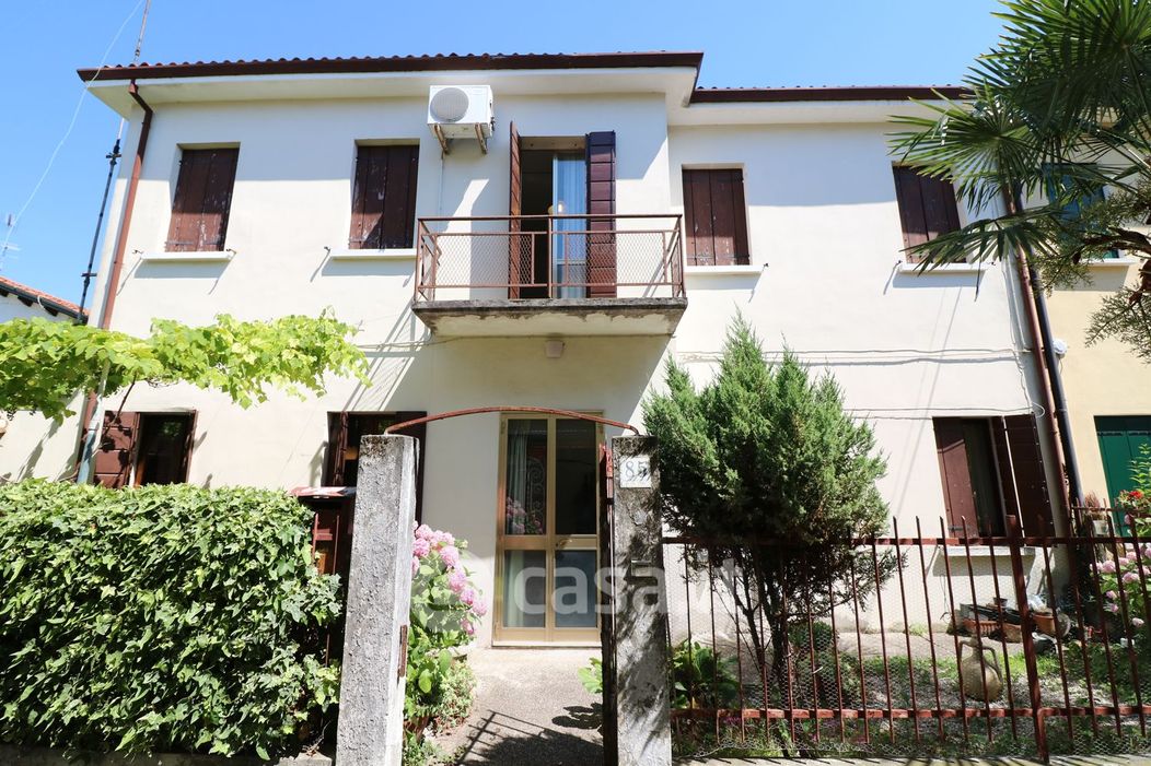 Casa Bi/Trifamiliare in Vendita in Via San Donà 85 a Venezia