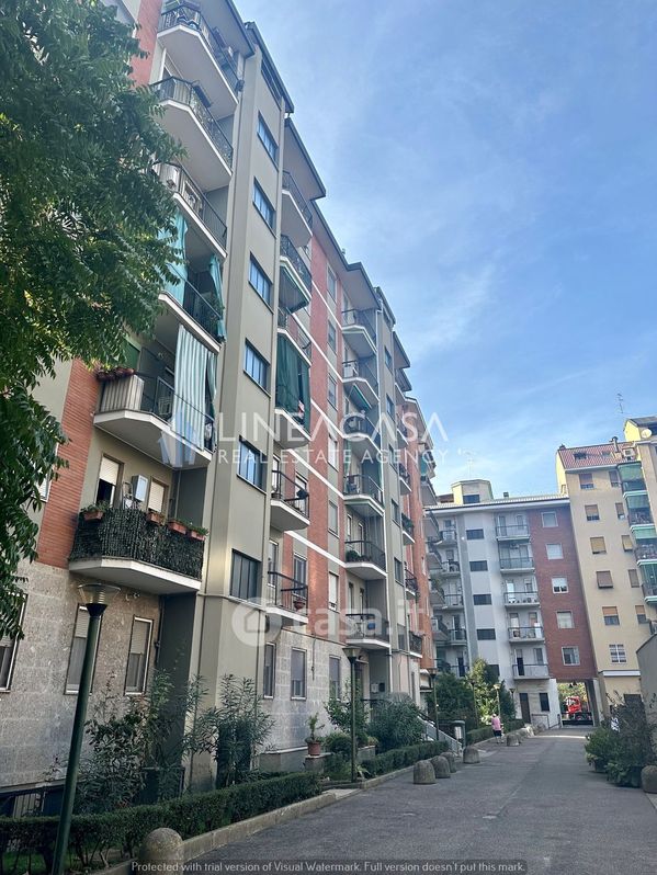 Appartamento in Vendita in Via Lodovico Il Moro 165 a Milano
