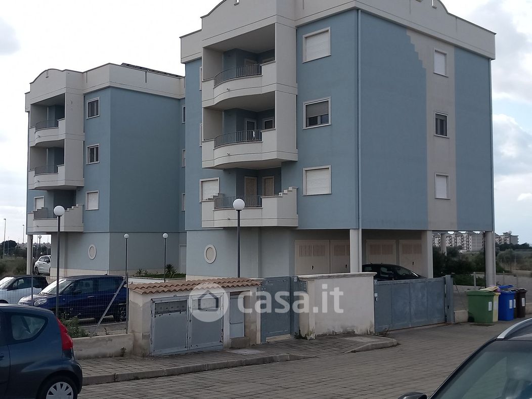 Appartamento in Vendita in Via BUOZZI a Taranto