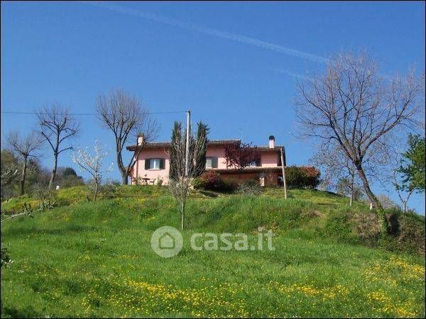 Villa in Vendita in Località Cavignano a Ascoli Piceno