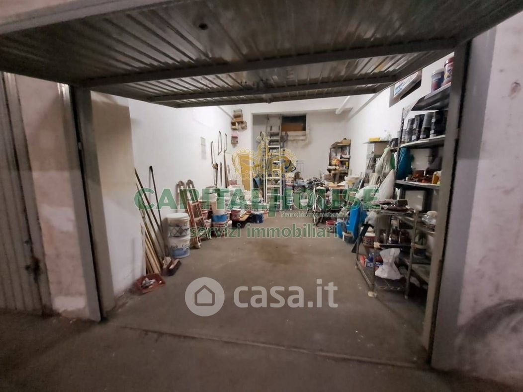 Garage/Posto auto in Vendita in a Santa Maria Capua Vetere