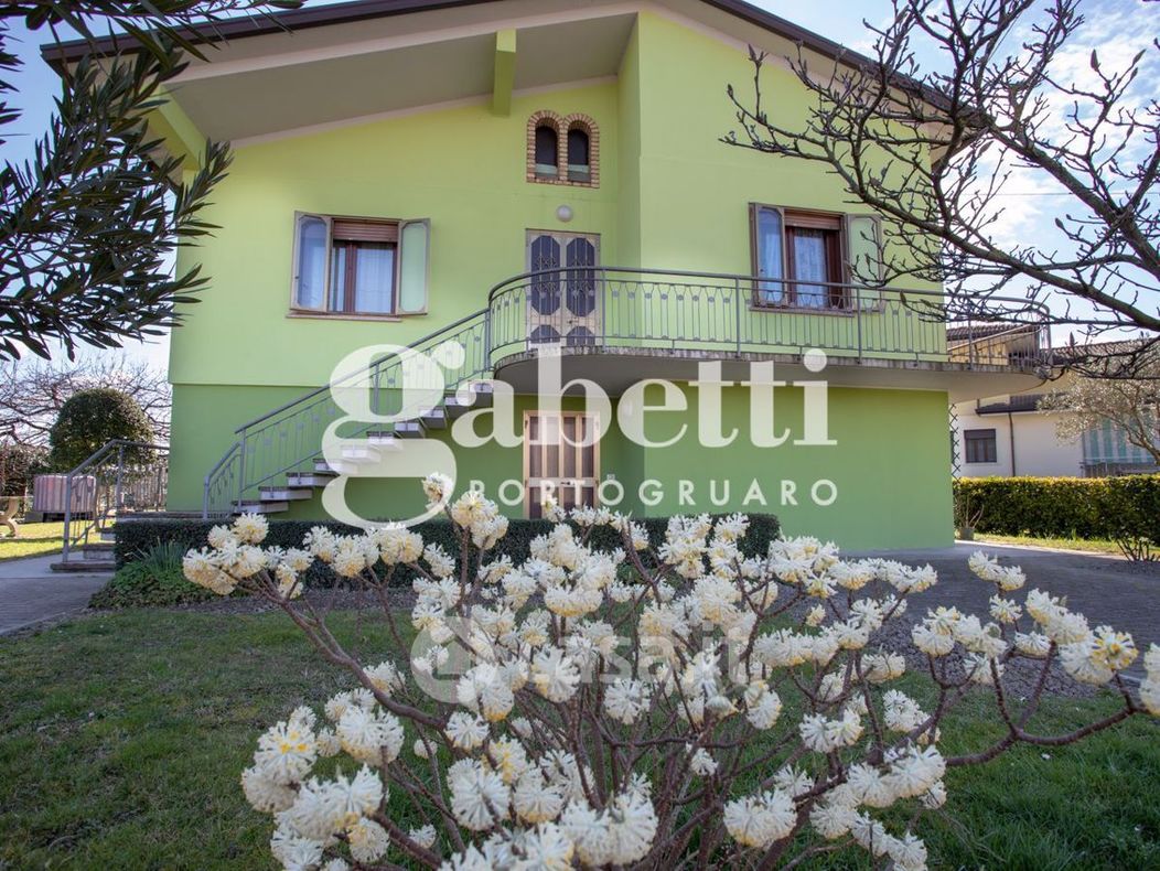 Villa in Vendita in Via G. Oberdan 125 a Concordia Sagittaria