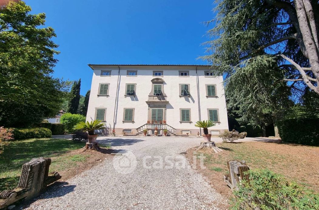 Villa in Vendita in Via nuova per pisa a Lucca