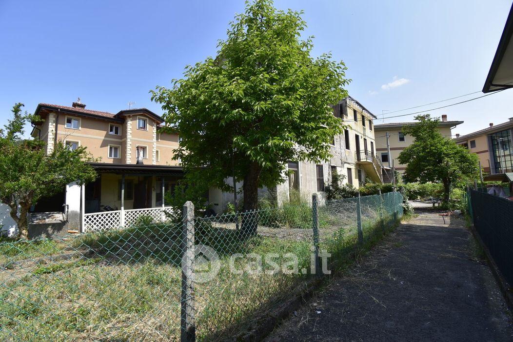 Casa indipendente in Vendita in Via Trento 25 a Arzignano