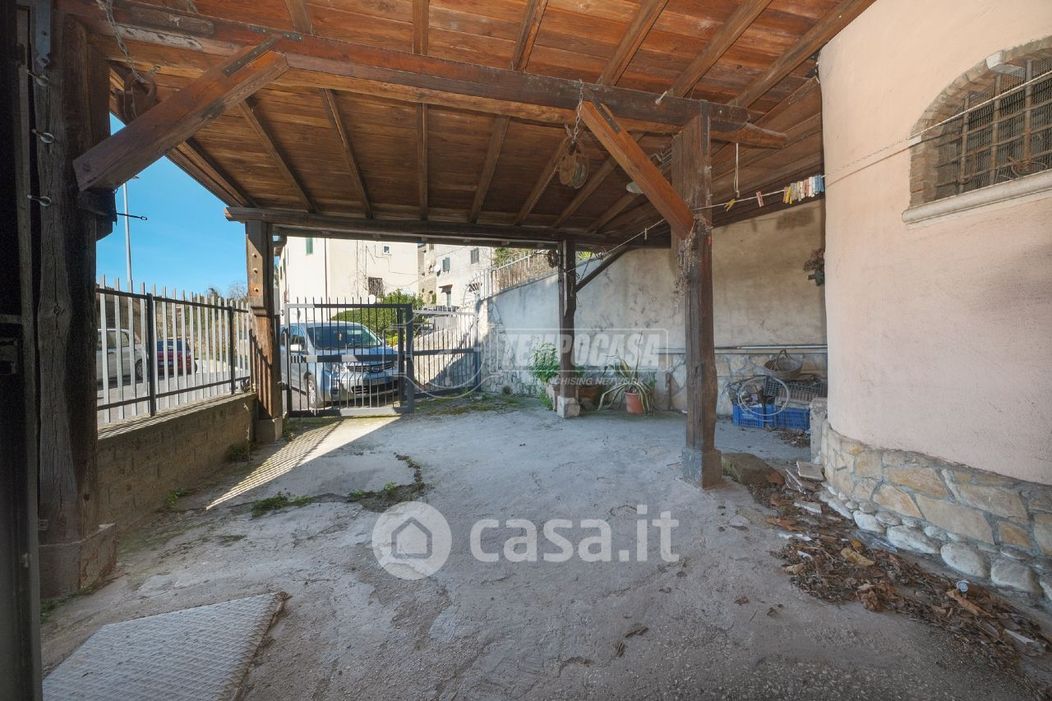 Garage/Posto auto in Vendita in Via Fontana Secca a Roma
