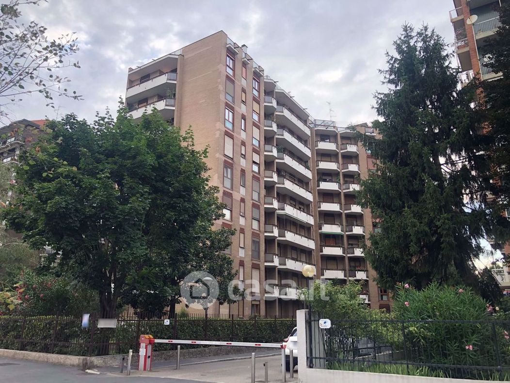 Appartamento in Vendita in Via Privata Carlo Fornara 1 a Milano