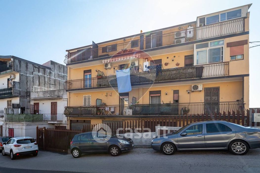 Appartamento in Vendita in Via Pietro Maroncelli 37 a Catania