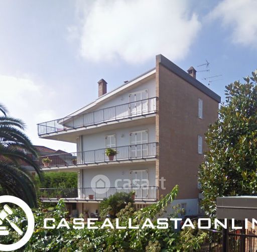 Villa in Vendita in Via Sant' Agata a San Benedetto del Tronto