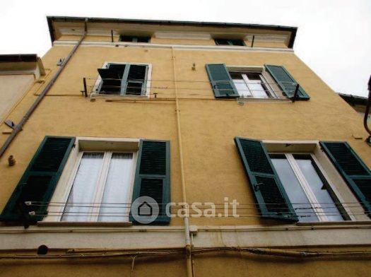 Appartamento in Vendita in Sapello 53 a Genova