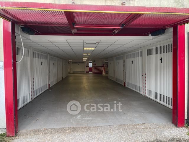Garage/Posto auto in Vendita in CATALANI a Venezia