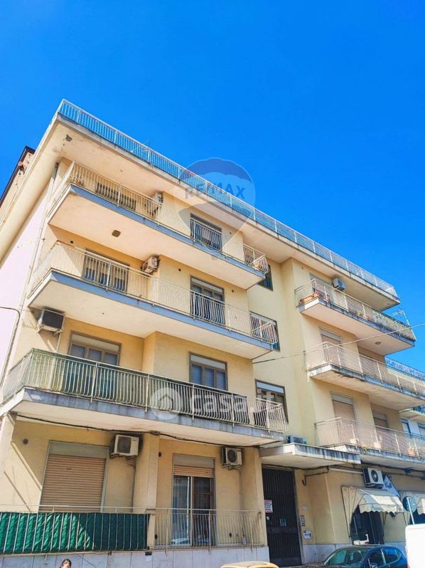 Appartamento in Vendita in Via Vittorio Emanuele 94 a Gravina di Catania