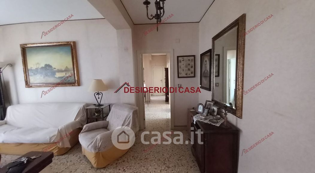 Appartamento in Vendita in Via Castellana 116 a Palermo