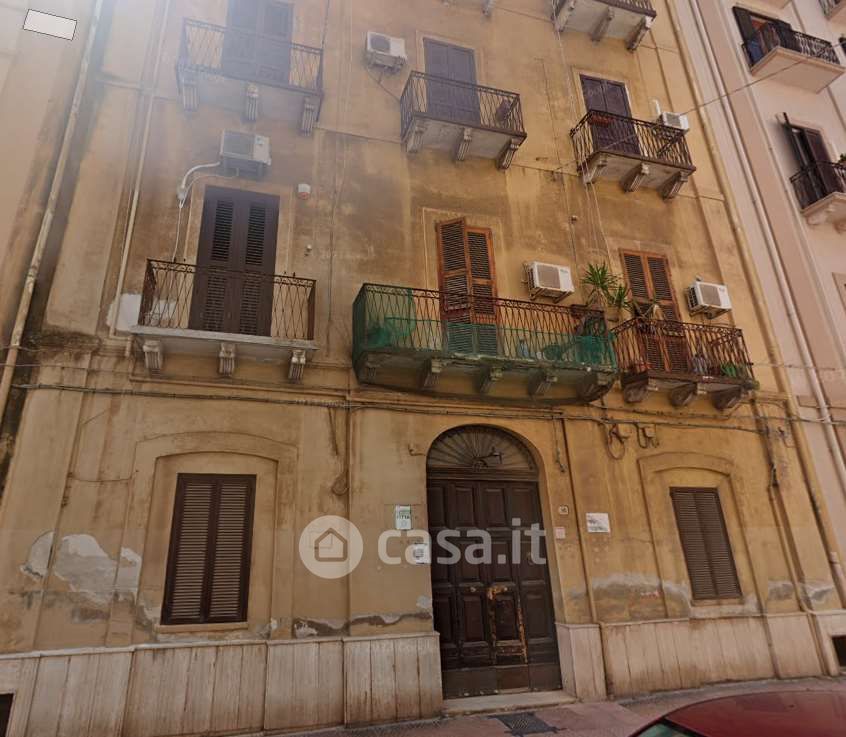Palazzo in Vendita in Via Domenico Acclavio 86 a Taranto