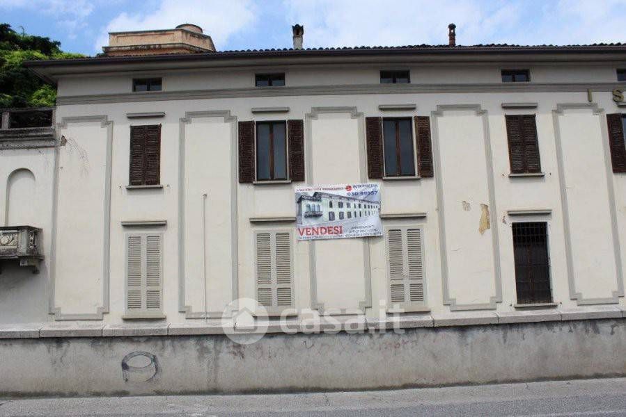 Casa indipendente in Vendita in Via Giulio Togni a Brescia