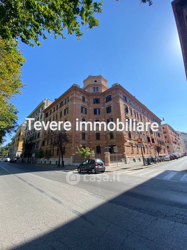 Appartamento in Vendita in Via Romolo Gessi a Roma