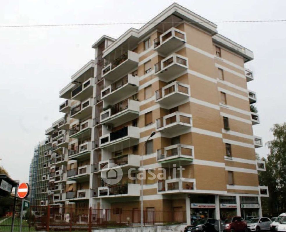 Appartamento in Vendita in Via Don Giovanni Verità a Monza