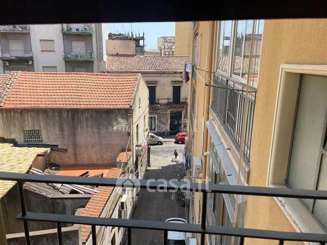 Appartamento in Vendita in Vico delle Camelie a Catania