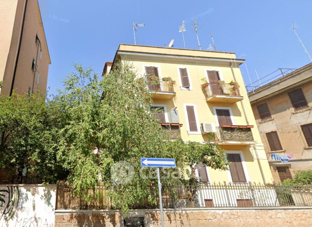 Casa indipendente in Vendita in Via Filippo Eredia a Catania