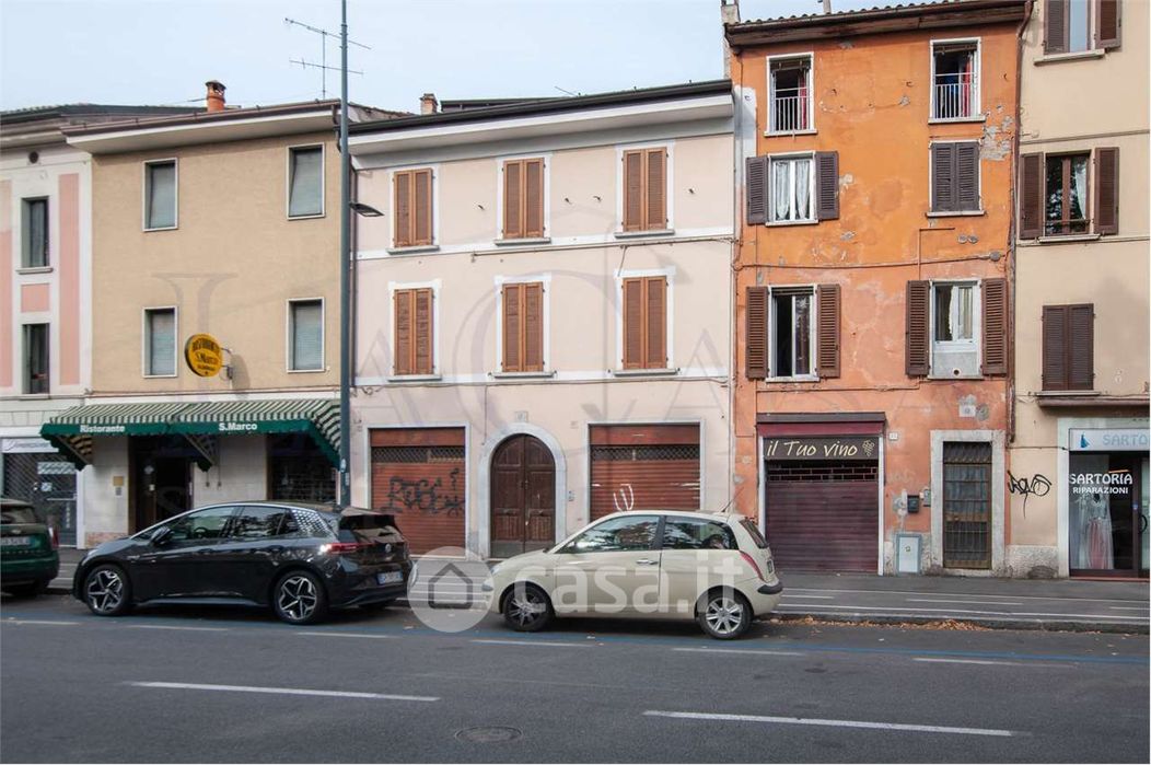 Casa Bi/Trifamiliare in Vendita in Via Spalto San Marco 17 a Brescia
