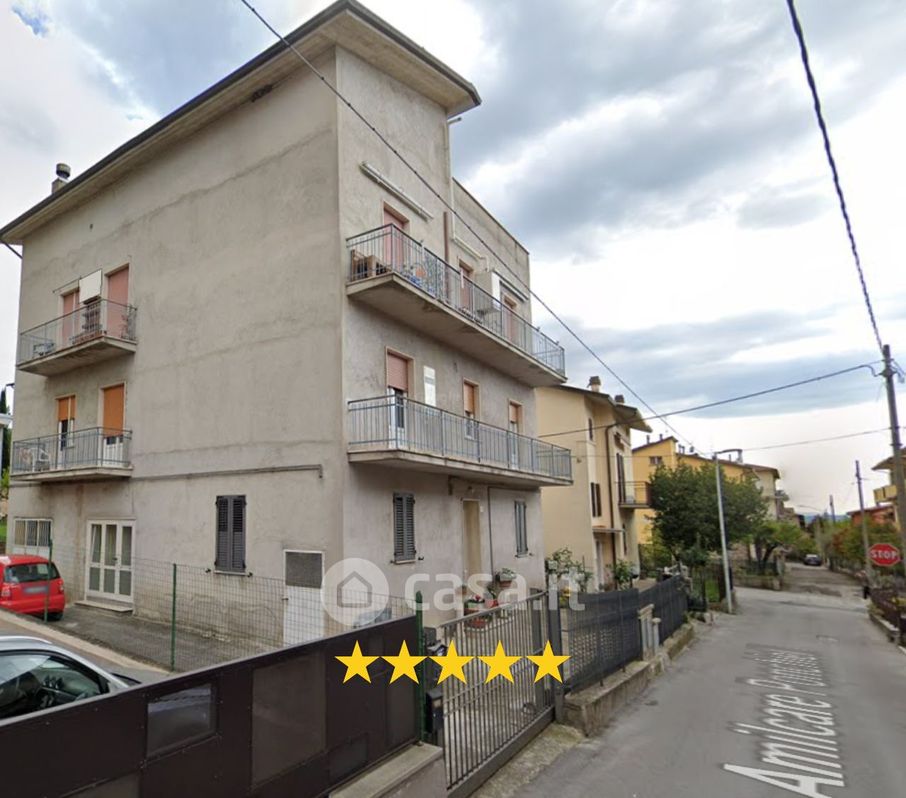 Appartamento in Vendita in Via Amilcare Ponchielli a Perugia
