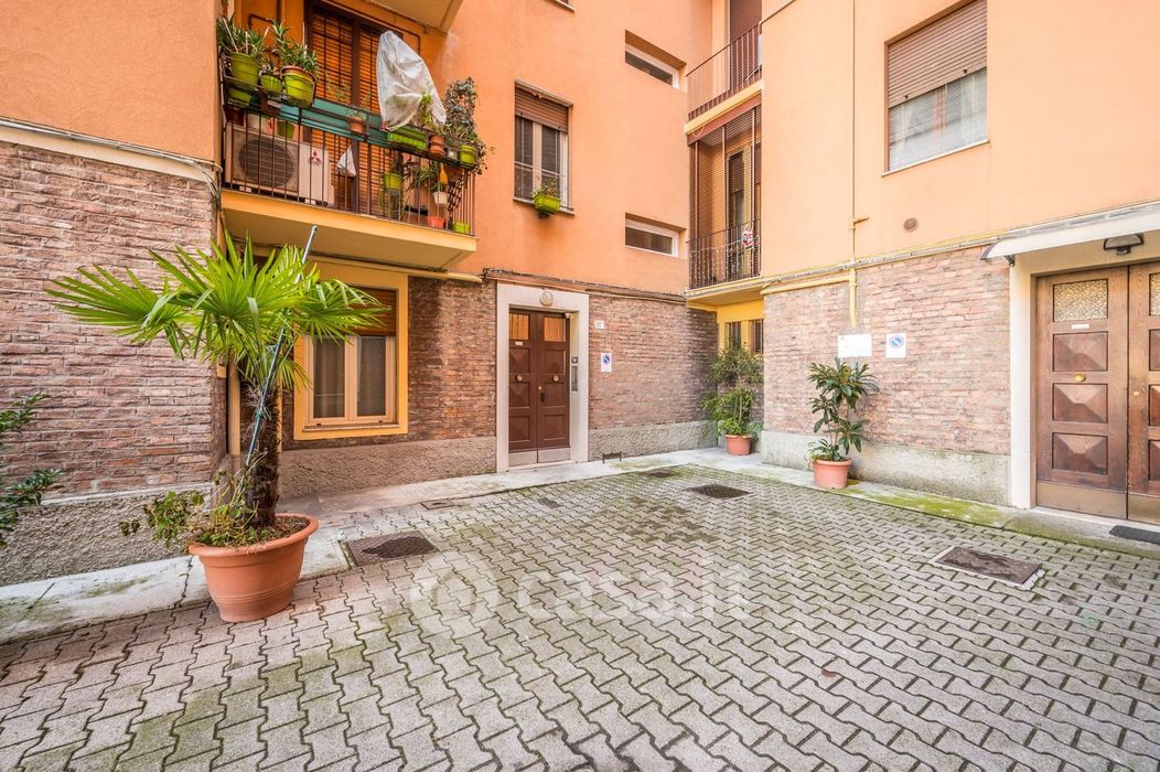 Appartamento in Vendita in Via Carlo Zucchi 30 a Modena