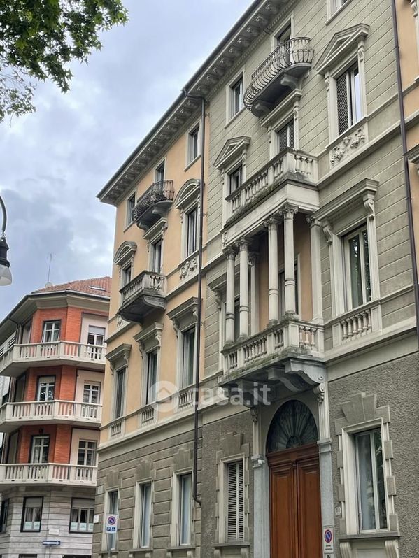 Appartamento in Vendita in Corso Fiume 10 a Torino