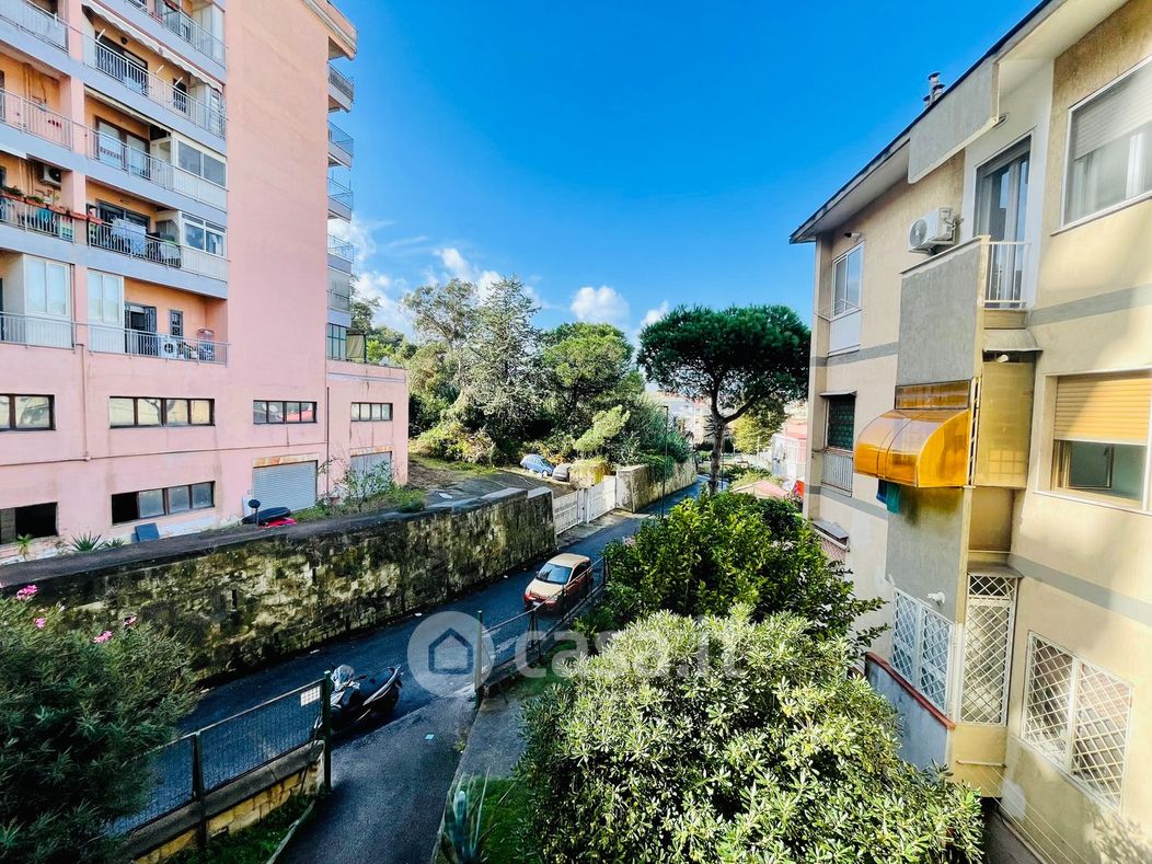 Appartamento in Vendita in Via Ernesto Ricci 12 a Napoli