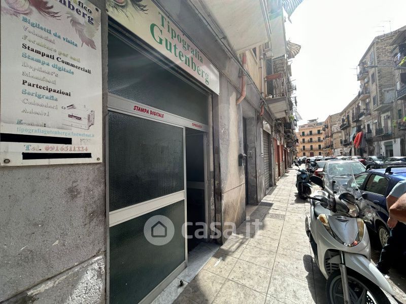 Negozio/Locale commerciale in Vendita in Via Imperatrice Costanza 18 a Palermo