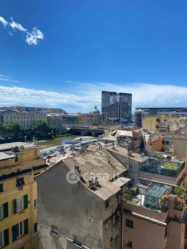Appartamento in Vendita in Corso Monte Grappa 1 a Genova
