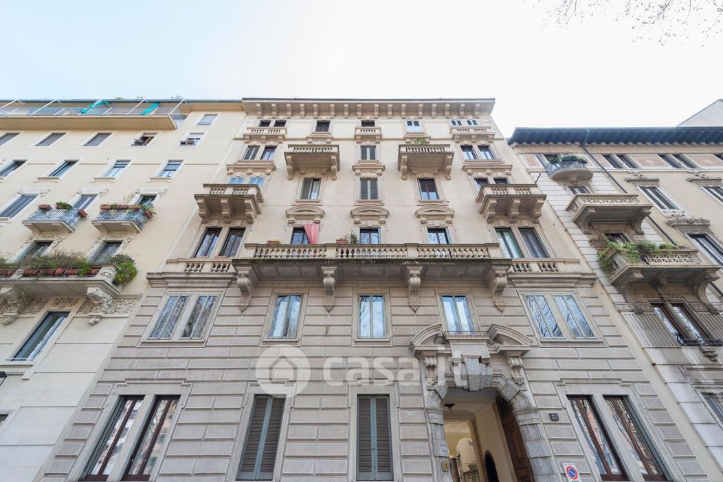 Appartamento in Vendita in Via Giovanni Battista Morgagni 32 a Milano