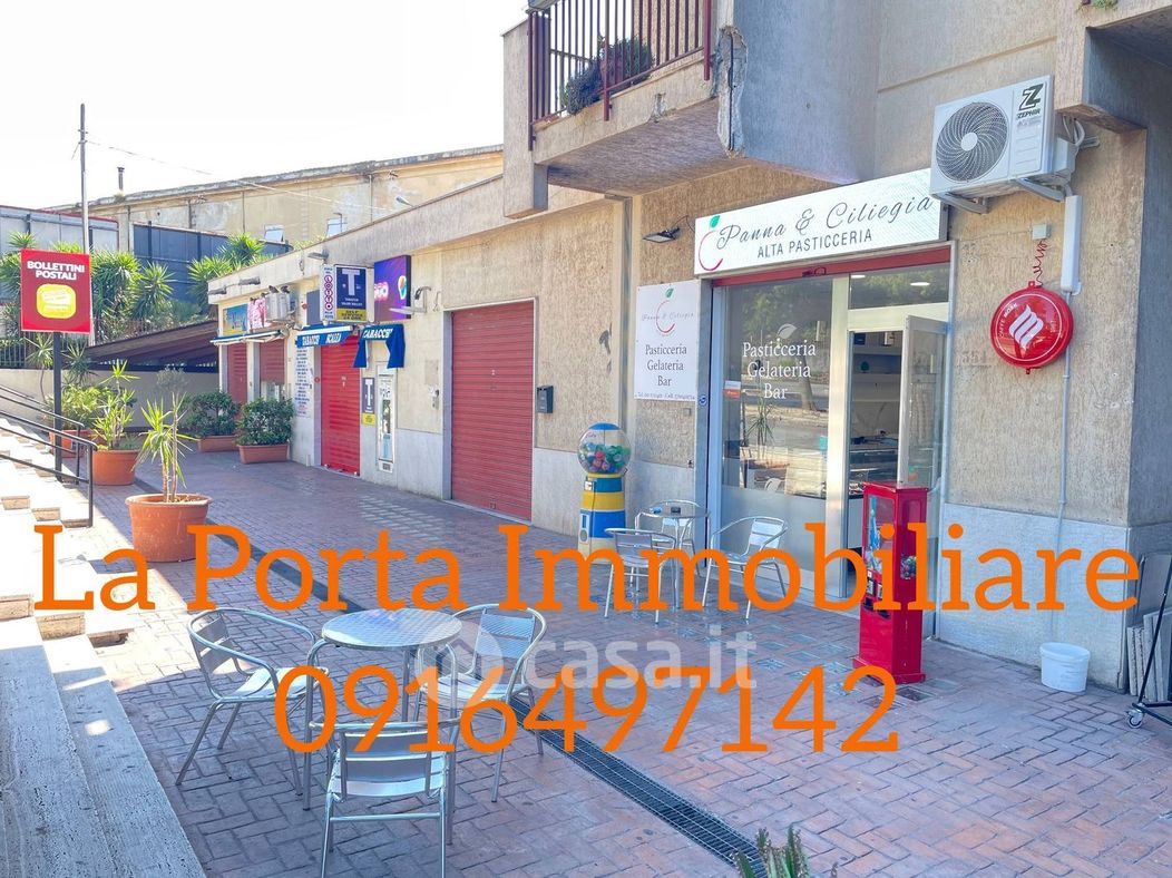 Negozio/Locale commerciale in Vendita in Via Giuseppe Lanza di Scalea 354 a Palermo