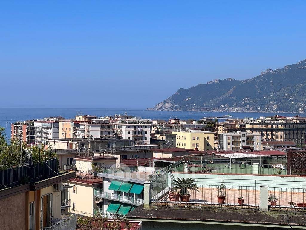 Appartamento in Affitto in Via Diodato Solera a Salerno