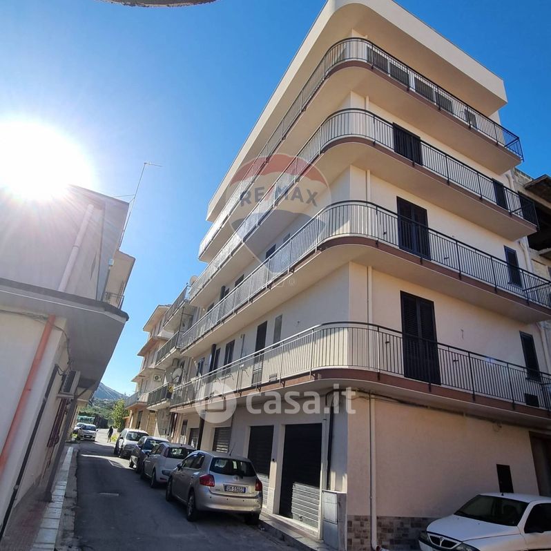 Appartamento in Vendita in Via Genova 13 a Altavilla Milicia